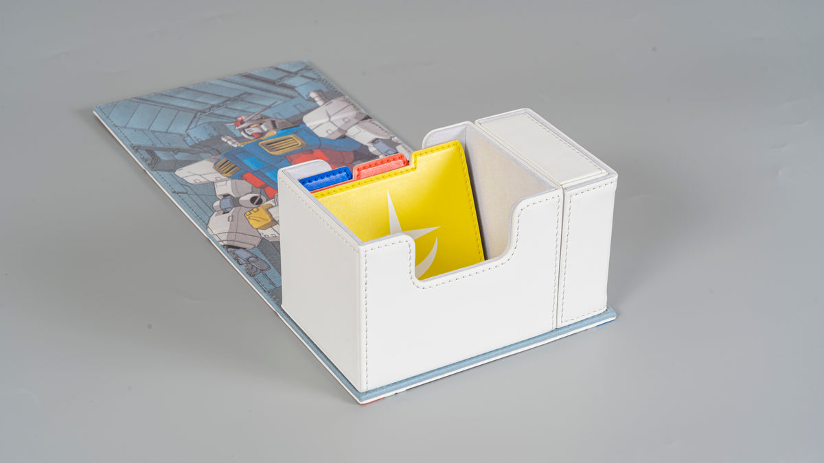 Gundam RX-78-2 TCG Deck Box *Pre-Order*